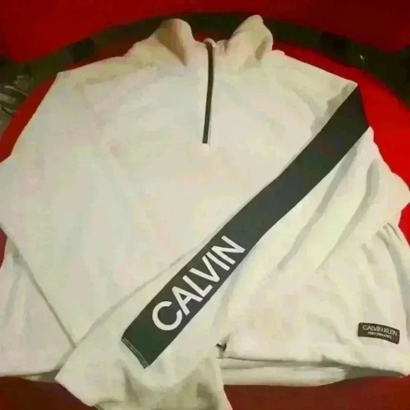 Calvin Klein Performance Top sz Large - Picture 1 of 1